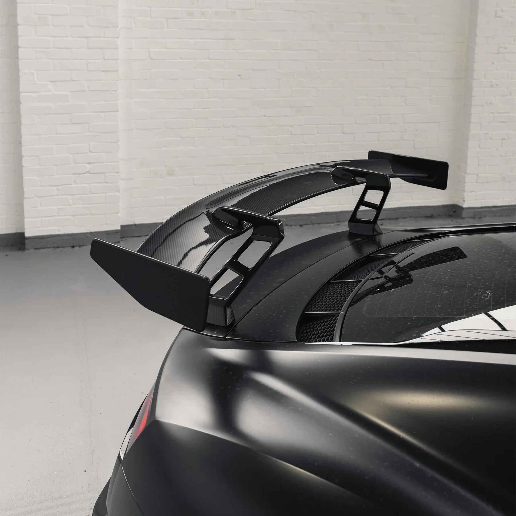 Audi R8 4S Pre-Preg Carbon Fiber Rear Wing by TRE Audi R8 4S Pre-Preg Carbon Fiber Rear Wing by TRE