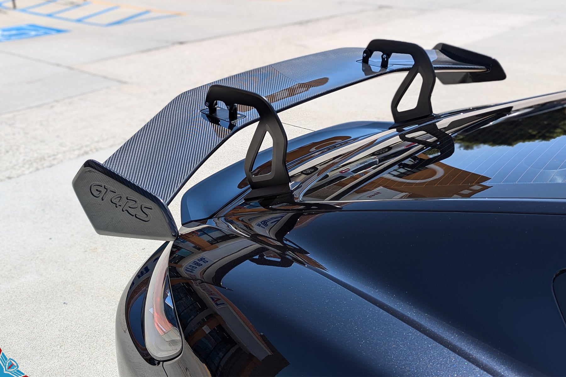 2017-2024 Porsche 718 Boxster & Cayman (982) Dry Carbon Fiber GT4 RS Style Swan Neck Wing 2017-2024 Porsche 718 Boxster & Cayman (982) Dry Carbon Fiber GT4 RS Style Swan Neck Wing