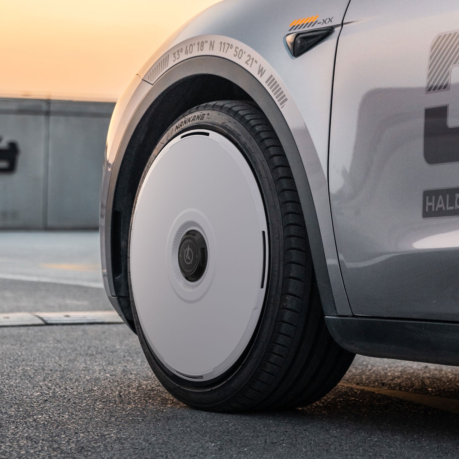 2020-2025 Tesla Model Y (1st-Gen) HALODISC 2 Aerodynamic Style Ready-to-Paint Wheel Covers (Set of 4) | HALOBLK
