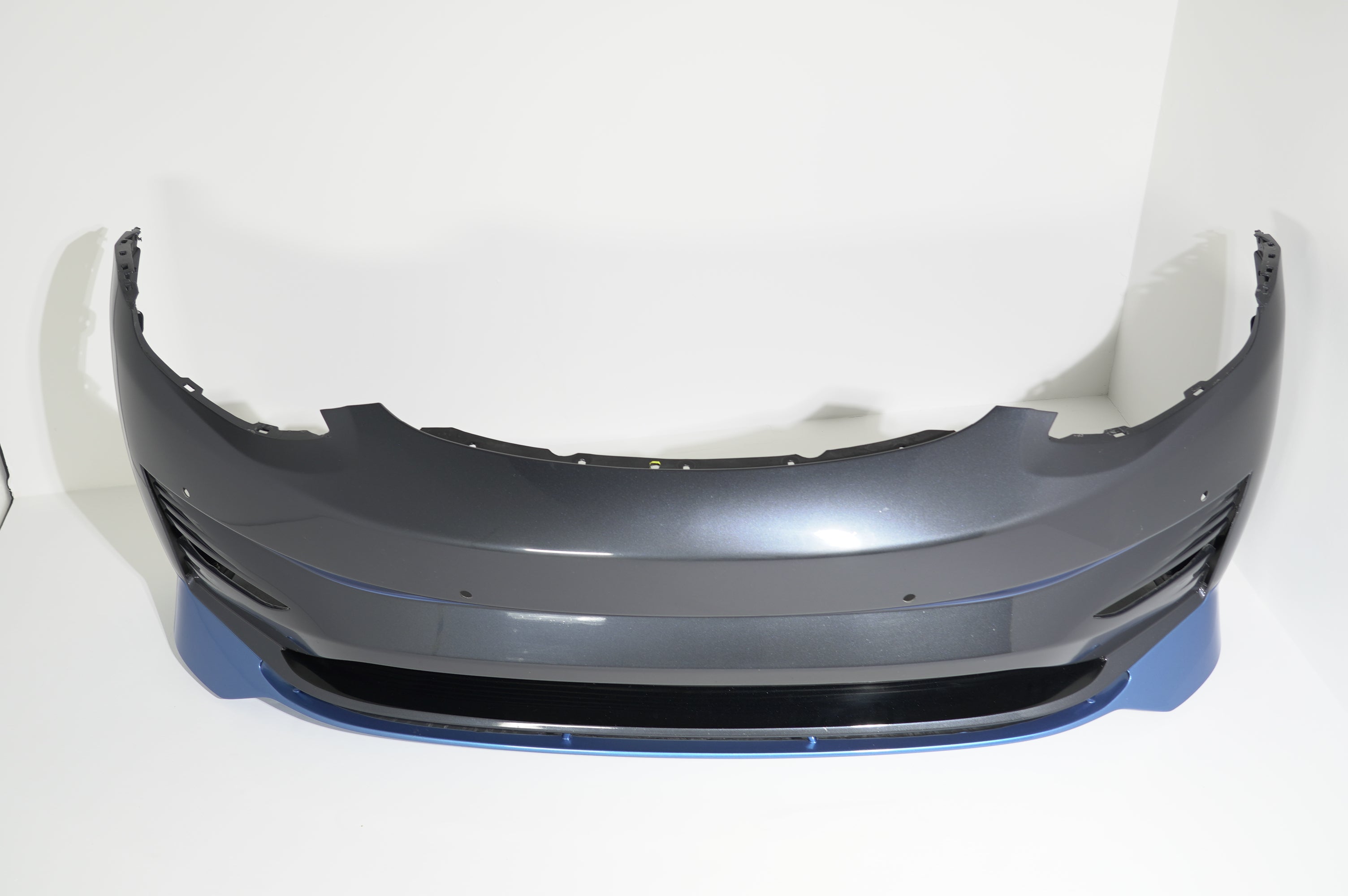 CUSTUNING Tesla Model Y Front Facia Upgrade (Front Bumper + Lip) [CLEARANCE][PAINTED][USED]