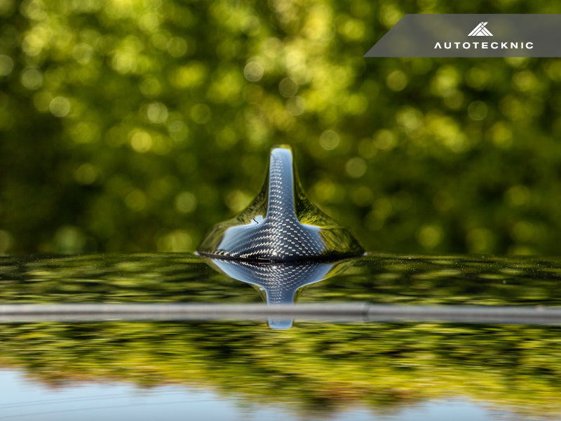 2019-2022 BMW 3-Series (G20) Pre-LCI Dry Carbon Fiber Roof Antenna Cover | AutoTecknic