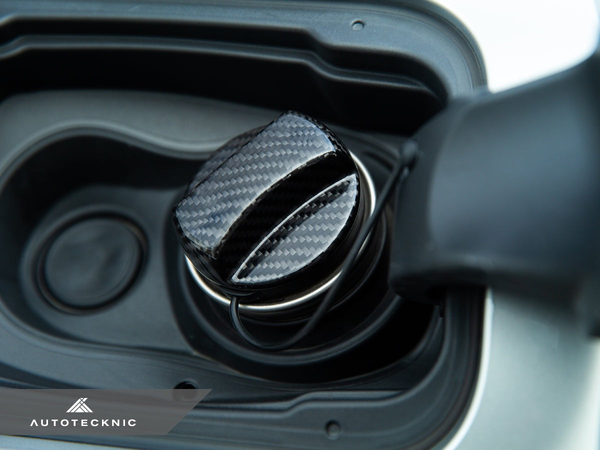 2019-2023 BMW 3-Series (G20) Dry Carbon Fiber Competition Fuel Cap Cover | AutoTecknic