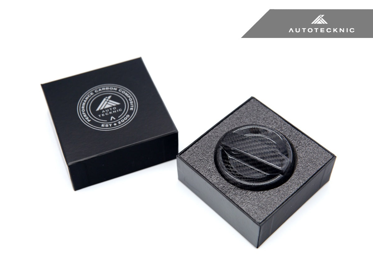 AutoTecknic Dry Carbon Competition Oil Cap Cover - E90/ E92/ E93 M3