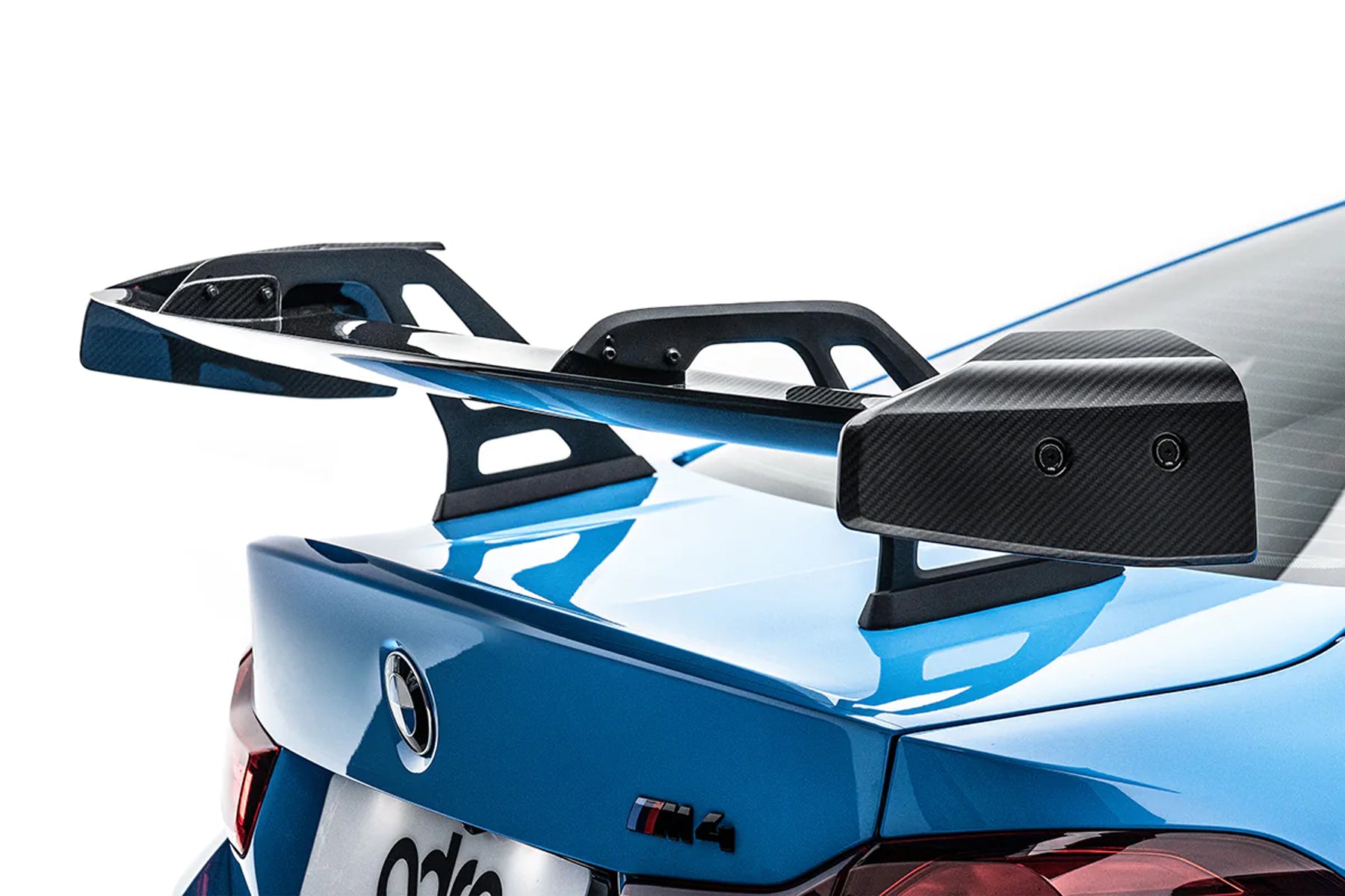 ADRO BMW M4 (F82) & 4 Series (F32) AT-R1 Swan Neck GT Wing