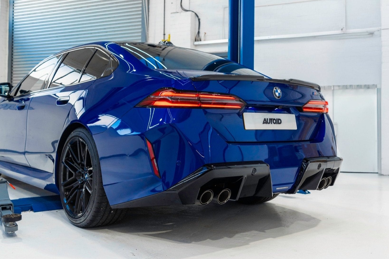 2025+ BMW M5 (G90) & 5 Series (G60) Pre-Preg Carbon Fiber Rear Spoiler | Trevora Secondary image
