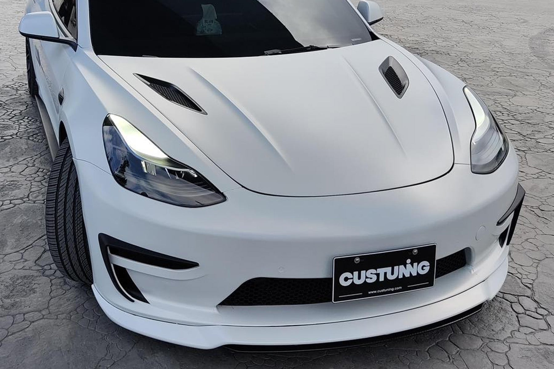 CUSTUNING Tesla Model 3 Hood (ABS) – E3Tuning