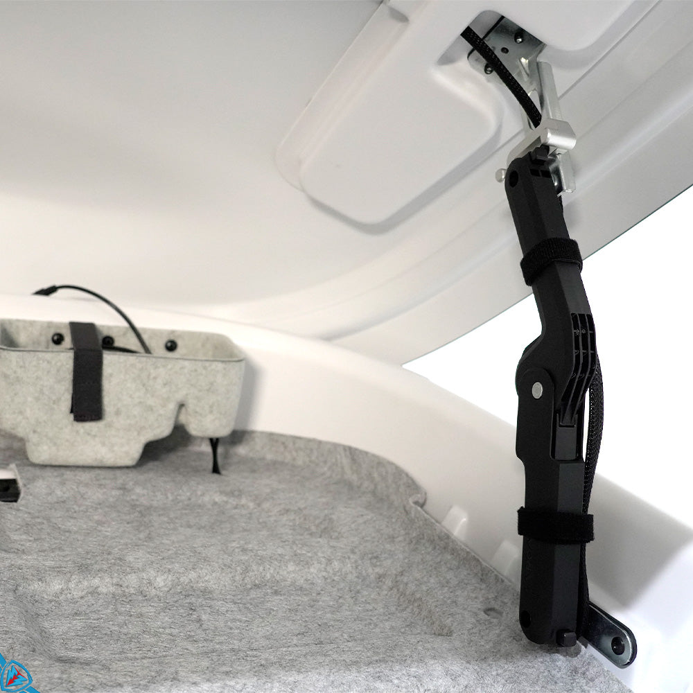 Nomadix Pro Smart Roof Box w/ Fingerprint Unlock / Solar Panel / Motion LED Tail Light | ENROAD