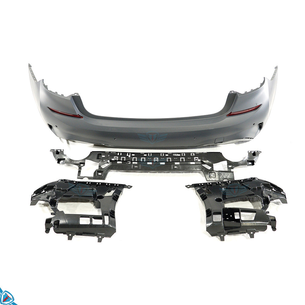 2019-2022 BMW Pre-LCI 3 Series (G20) M Sport (M340i) Style Rear Bumper Conversion Kit Main image