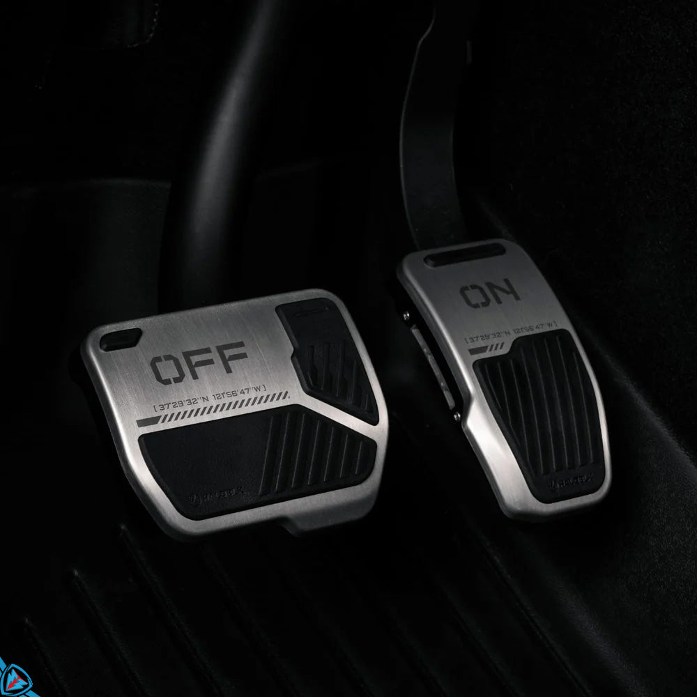 Aluminum Alloy Pedals 2 for Teslas S / 3 / X / Y | HALOBLK