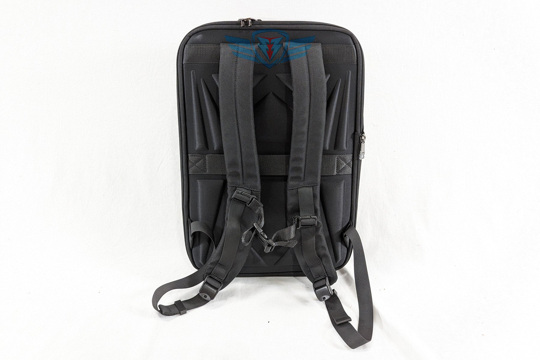 2024-2026 Tesla Cybertruck (MK1) Cybervault Style Polycarbonate/Carbon Fiber Backpack | Hansshow