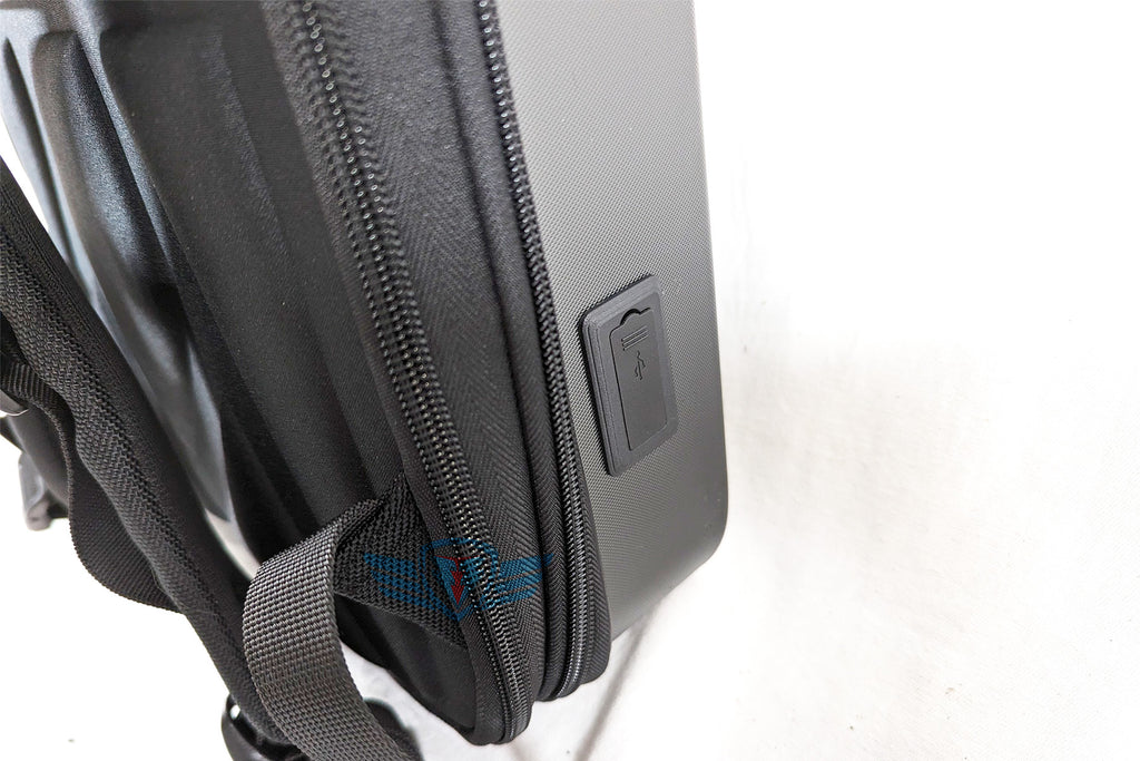 2024-2026 Tesla Cybertruck (MK1) Cybervault Style Polycarbonate/Carbon Fiber Backpack | Hansshow