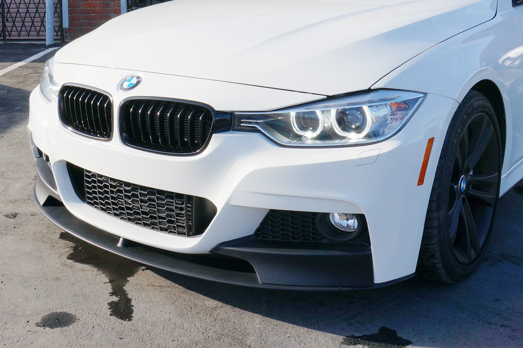 2012-2018 BMW 3 Series (F30/F31) M Performance Front Lip Secondary image